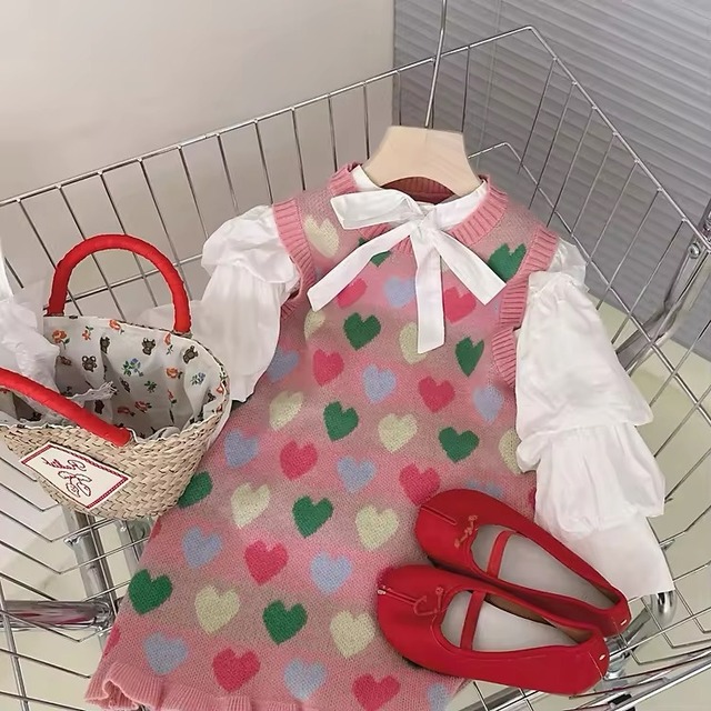 【取寄】くしゅくしゅ3段フリル袖がポイントのリボン付きシャツ