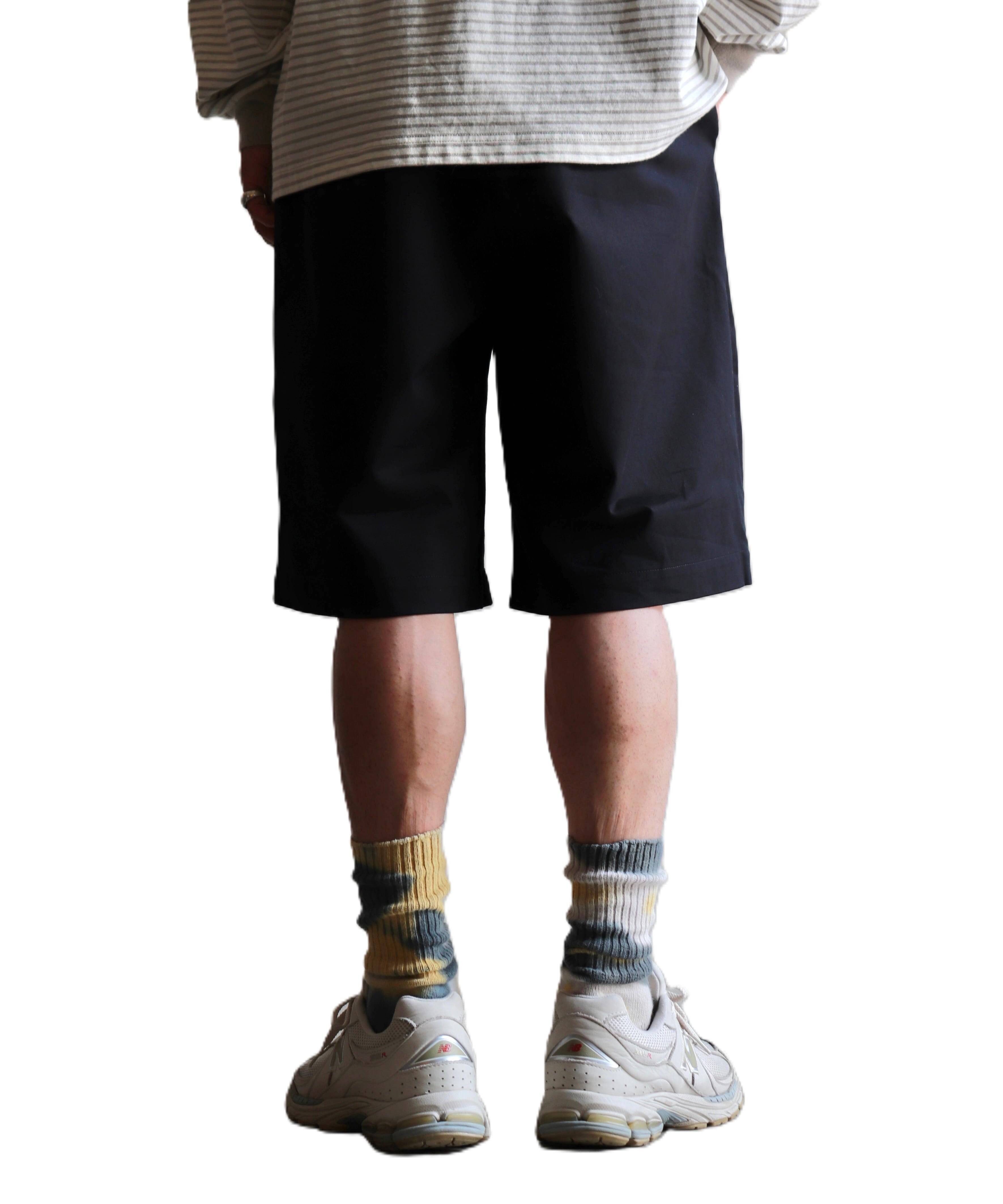 UNIVERSAL PRODUCTS. / 251-60511B NO TUCK CHINO SHORTS (NAVY