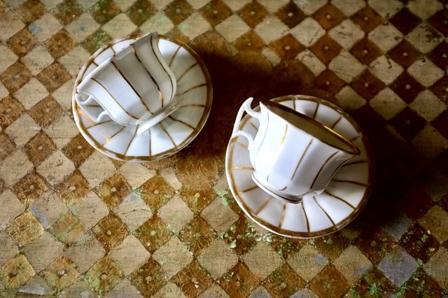 19世紀  金の海から 帝政様式 金の珊瑚とカップアンドソーサー  パリ窯 アンティーク