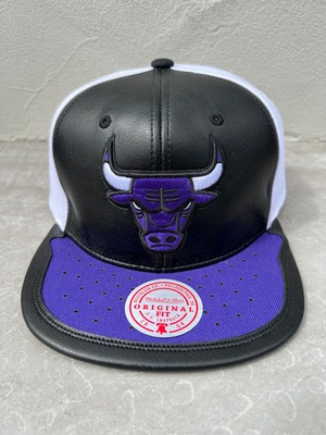 PUレザーMitchell & Ness CHICAGO BULUS CAP スナップバック コートパープル