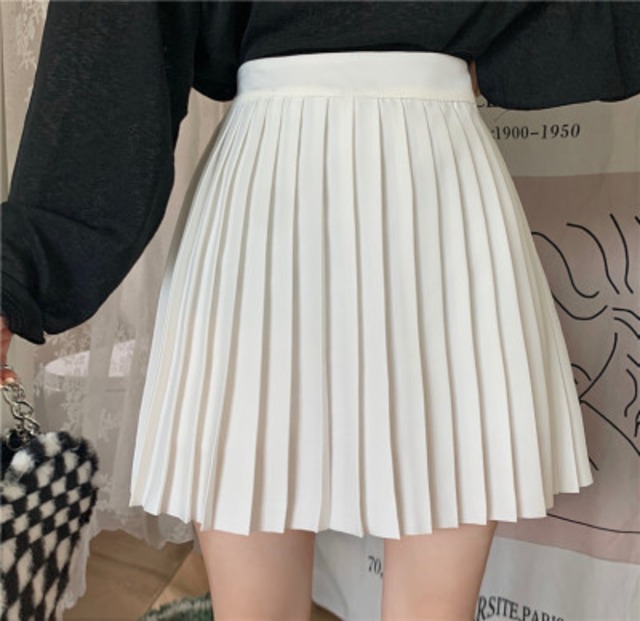スカート デート ミニスカート プリーツスカート ショート ショート丈 プリーツ ハイウエスト かわいい 大人可愛い きれいめ シンプル カジュアル 大人 上品 おしゃれ お洒落 主役級 存在感 無地 春 夏 秋 冬 オールシーズン シーズンレス 10代 20代 レディース 女性用 OL 学生 デート お出かけ 公園デビュー 女子会 お泊まり 休日 旅行 着回し 普段使い ファッション コーデ 楽ちん トレンド 流行 インスタ映え 白 ホワイト 黒 ブラック 緑 グリーン 茶色 ブラウン