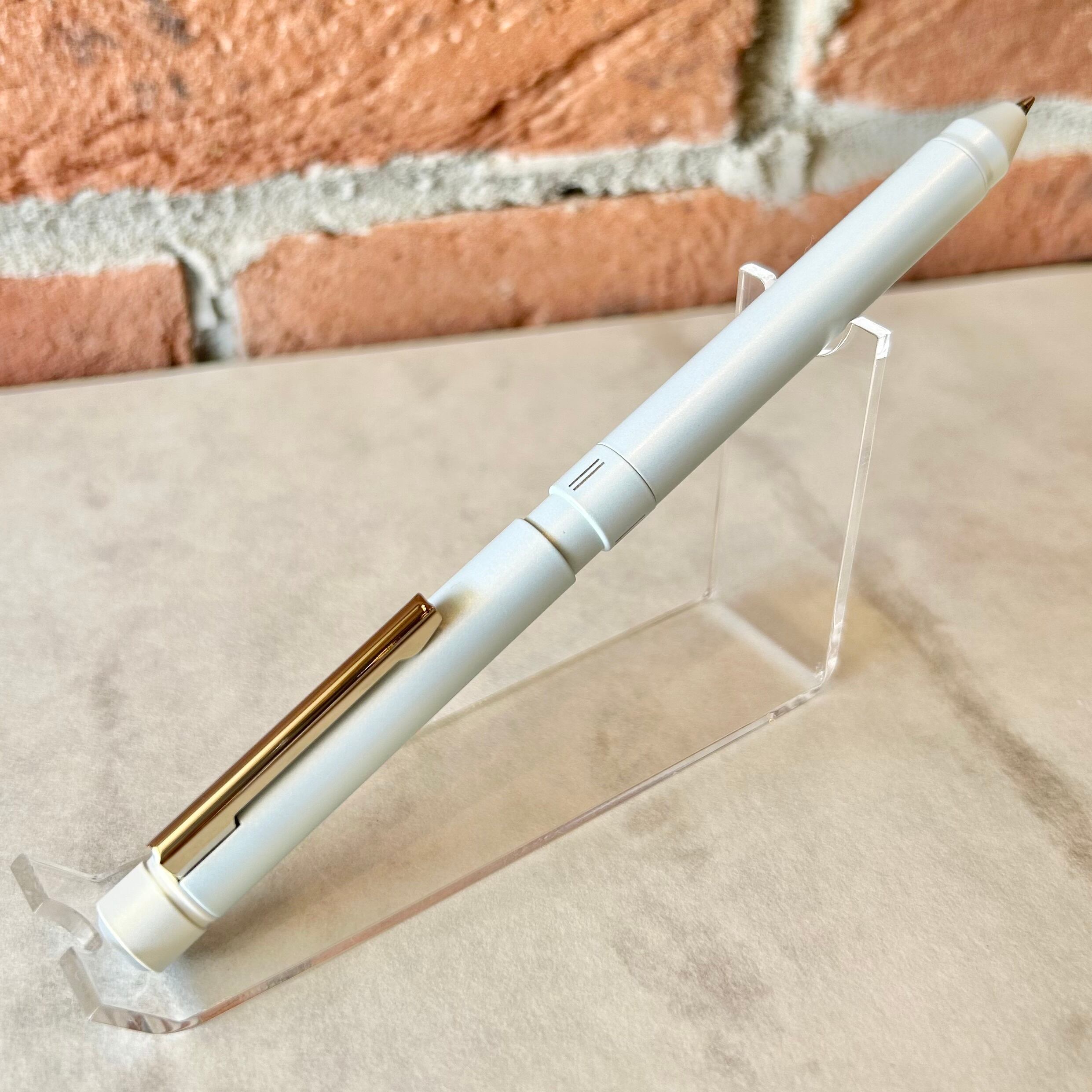 限定品】ゼブラ「シャーボX LT3 限定ニュアンスカラー」多機能ペン／全