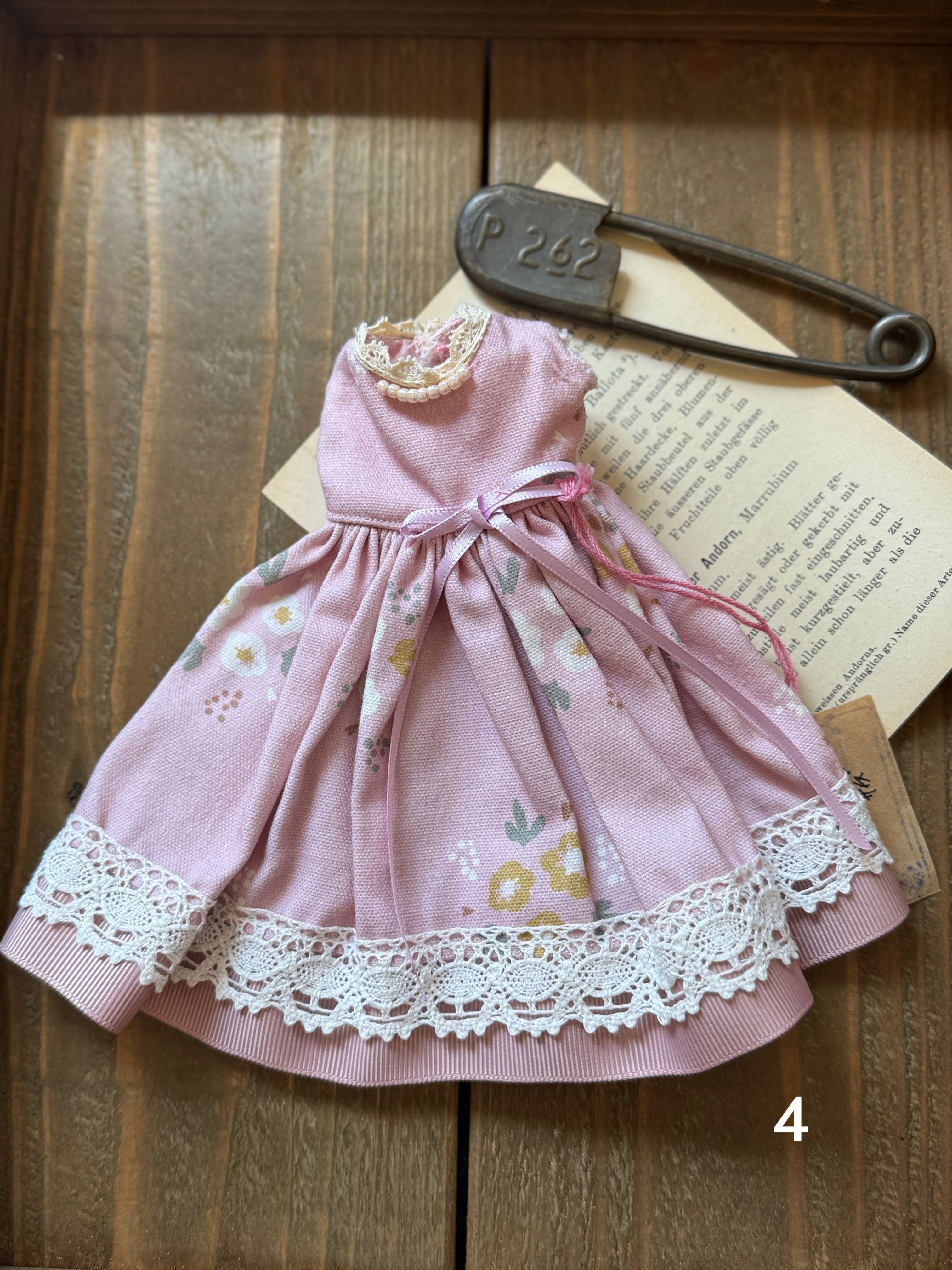【お取り置き】no.2732　22センチドール服　ハンドメイド　　リカちゃん 22cmドール服(リカちゃん・ブライス サイズ)(1・2・4・5・6