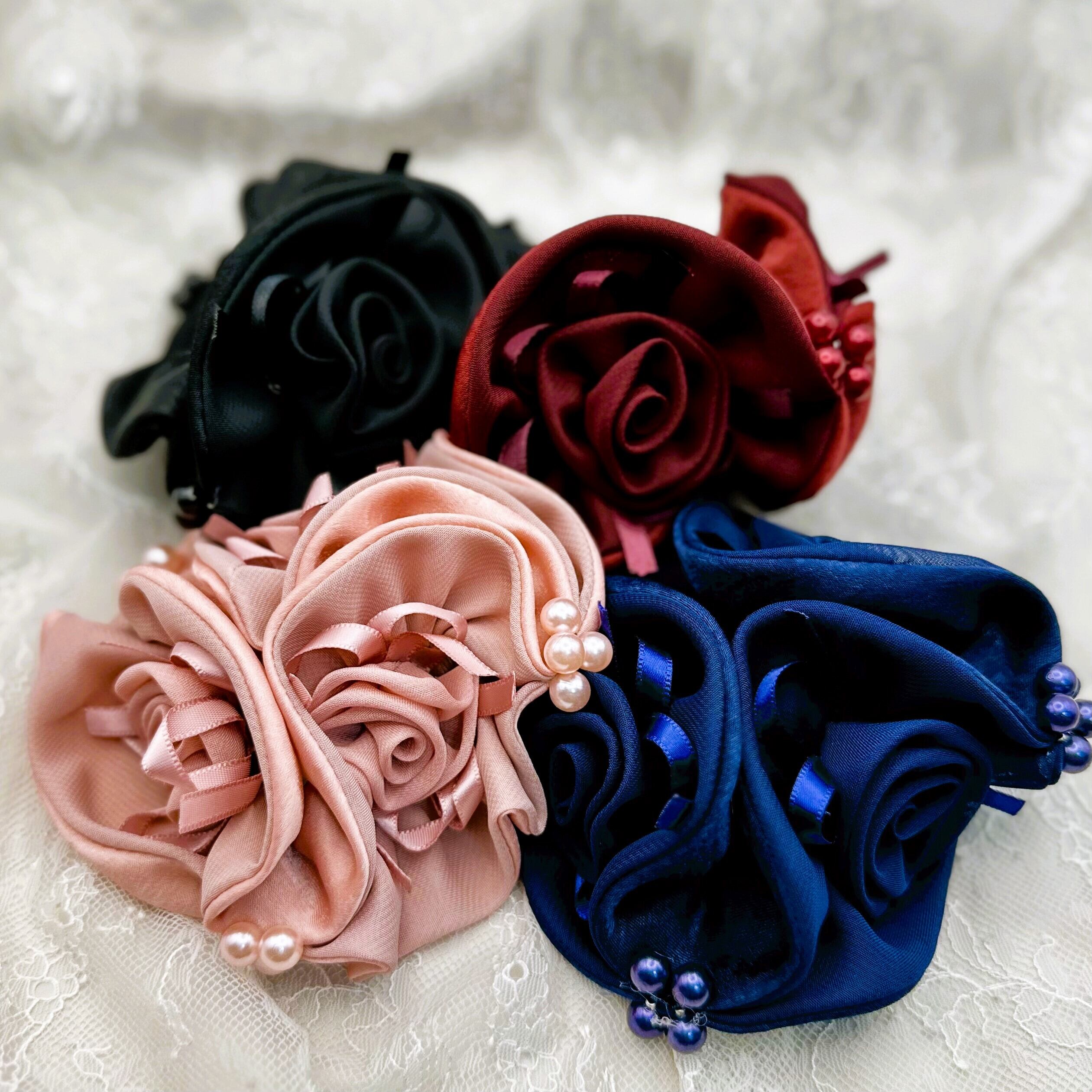 シュシュ】花モチーフ(ボルドー) | des plumes/デプリューム シュシュ】花モチーフ(ボルドー) | des plumes/デプリューム