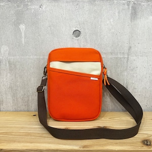 2026年新作.+*縦型square shoulder Bag 〈 オレンジ×サンドビーチ 〉