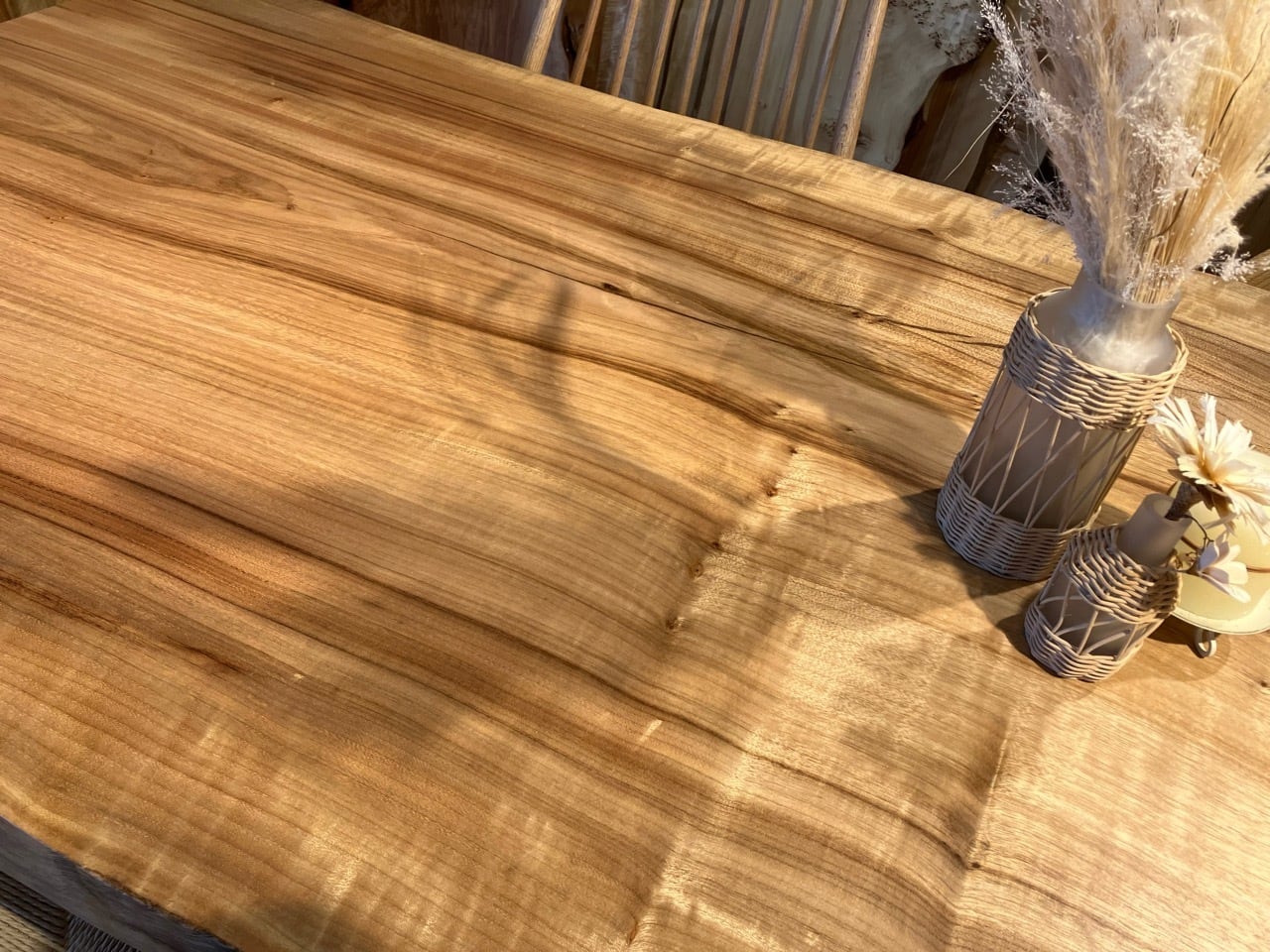 杢】楠（クス）_2100×830-900-910×50_青山店_テーブル天板/一枚板