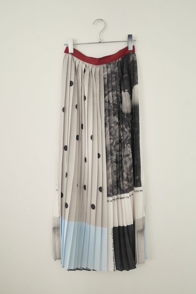 【予約】ritsuko karita Collage print pleats skirt〔rich〕/Black・Red