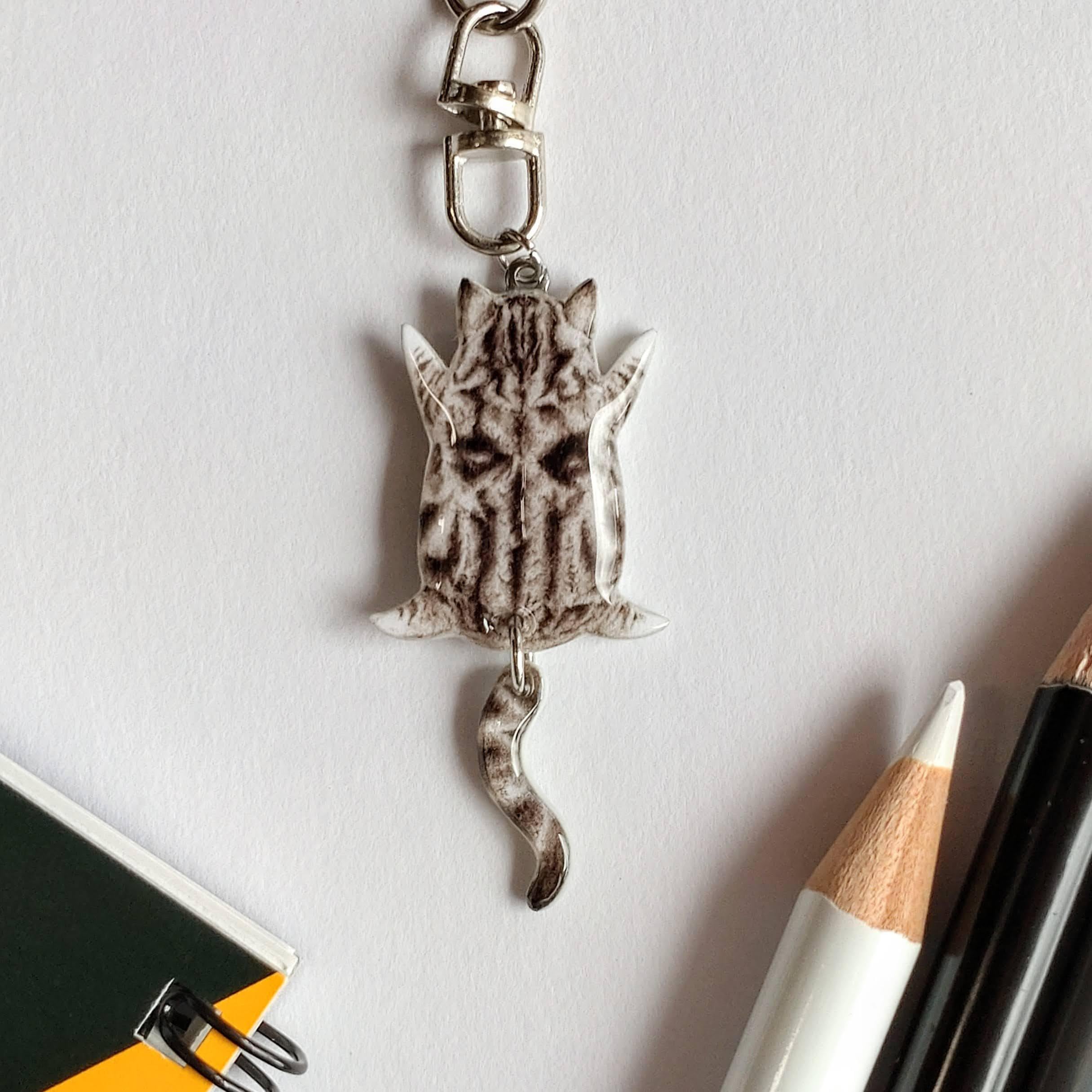 しがみつき しっぽユラユラ猫 「サバトラ」 キーホルダー/ストラップ