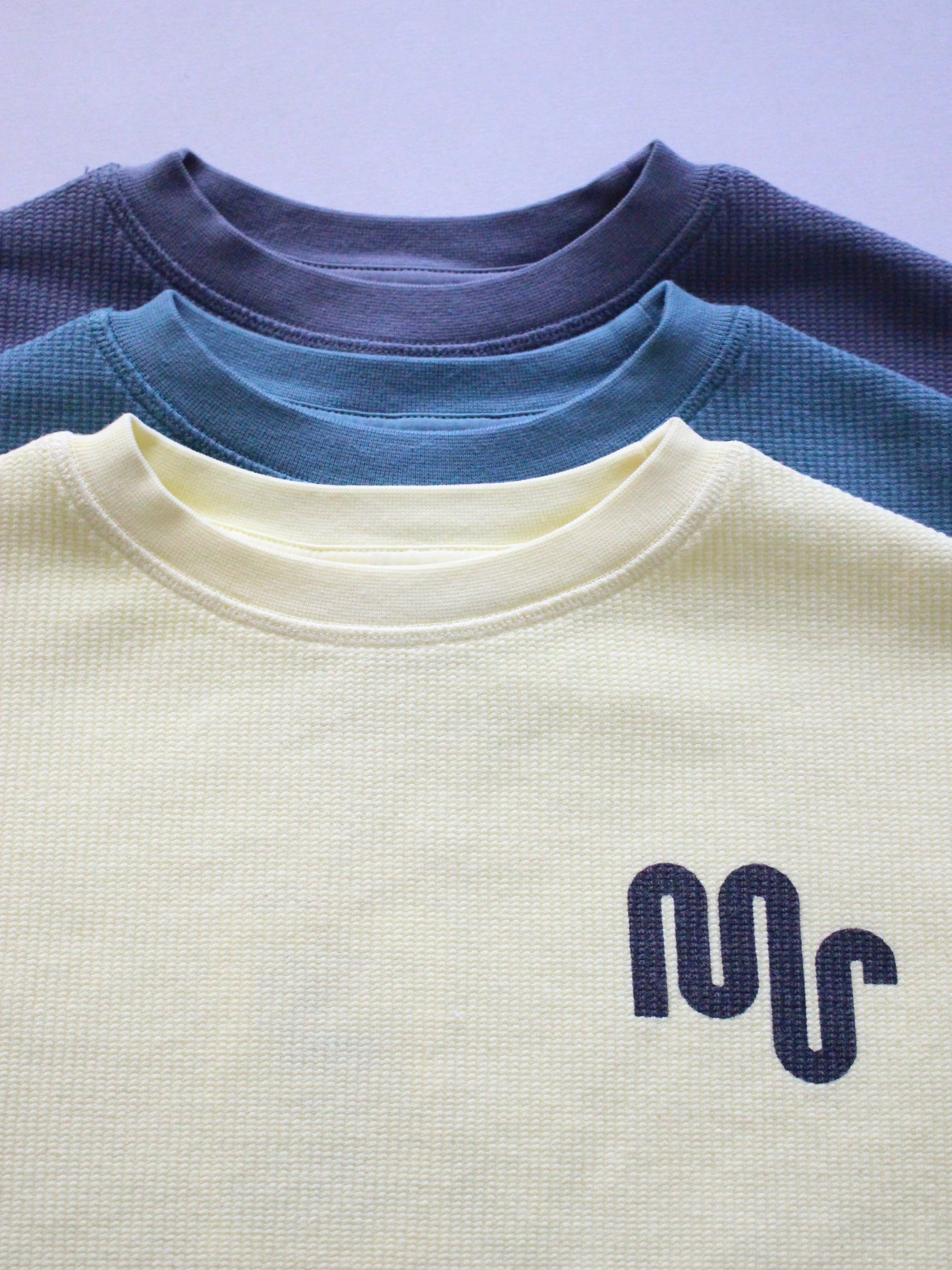 main story Waffle Tee - Pewter | RESONASON