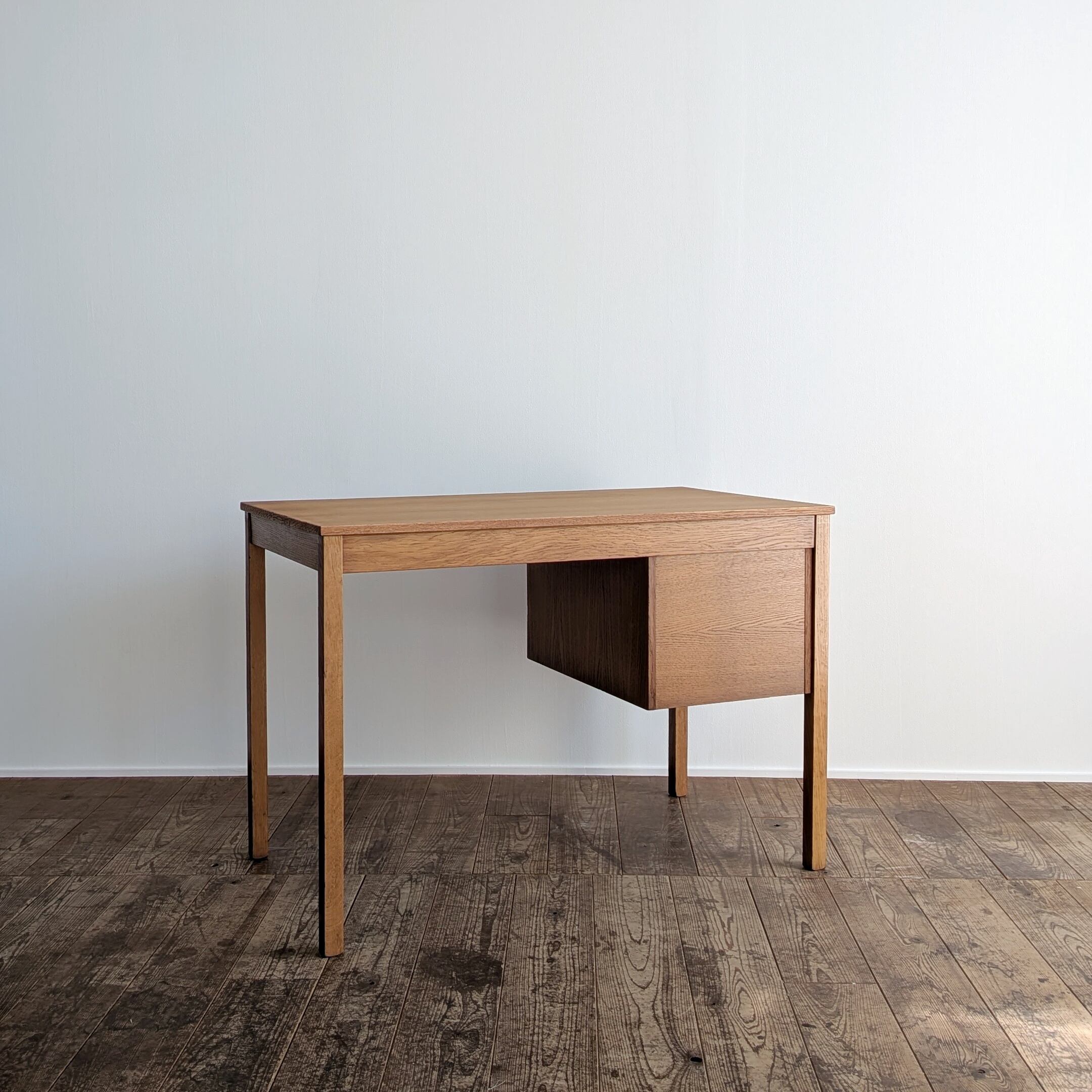 Danish Modern Oak Desk from Domino Mobler Denmark デンマーク