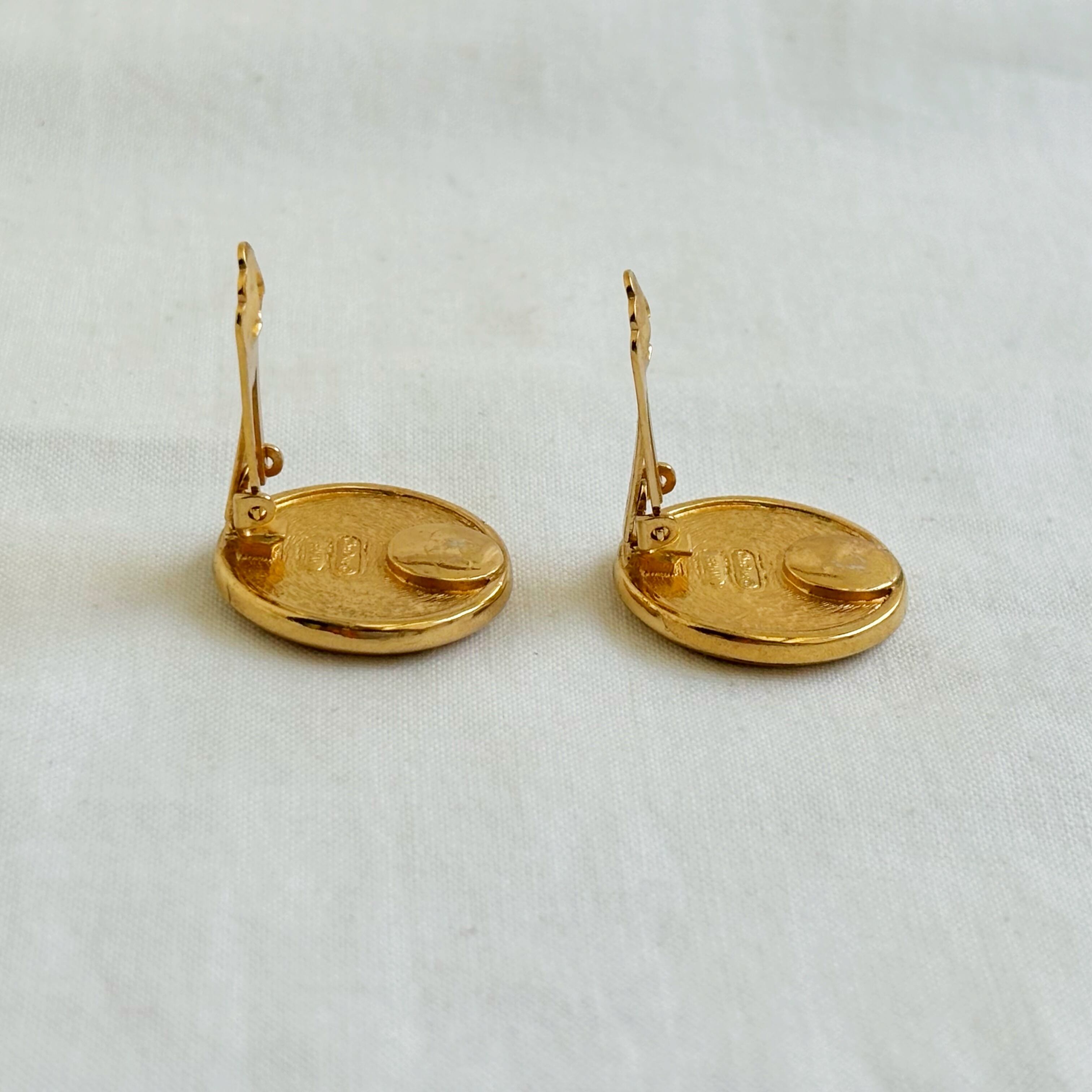 Christian Dior old logo earrings | TOKYO LAMPOON online shop Christian Dior old logo earrings | TOKYO LAMPOON online shop