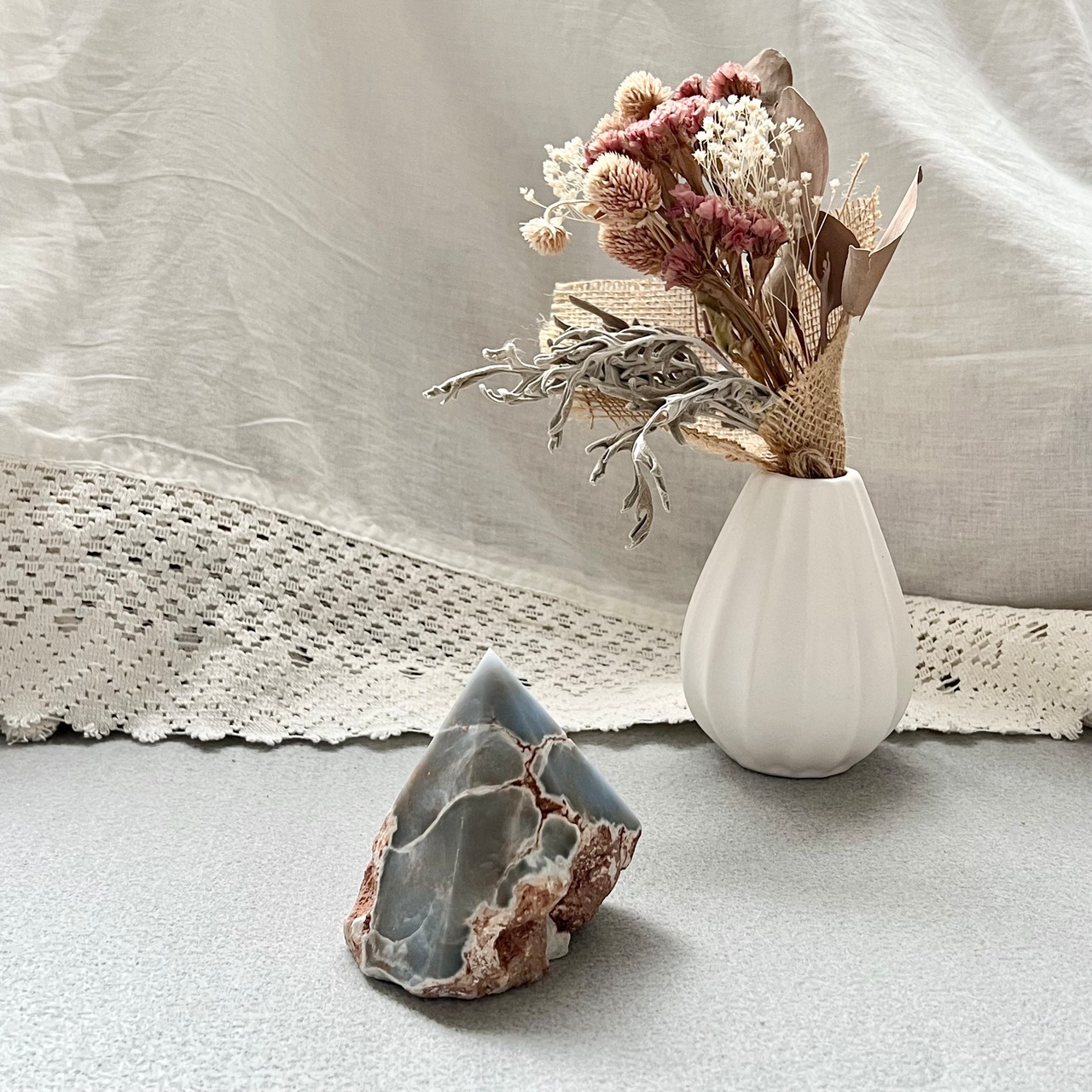 エンジェライト*ハーフポリッシュ0640*天然石カービング*天然石インテリア*置き物