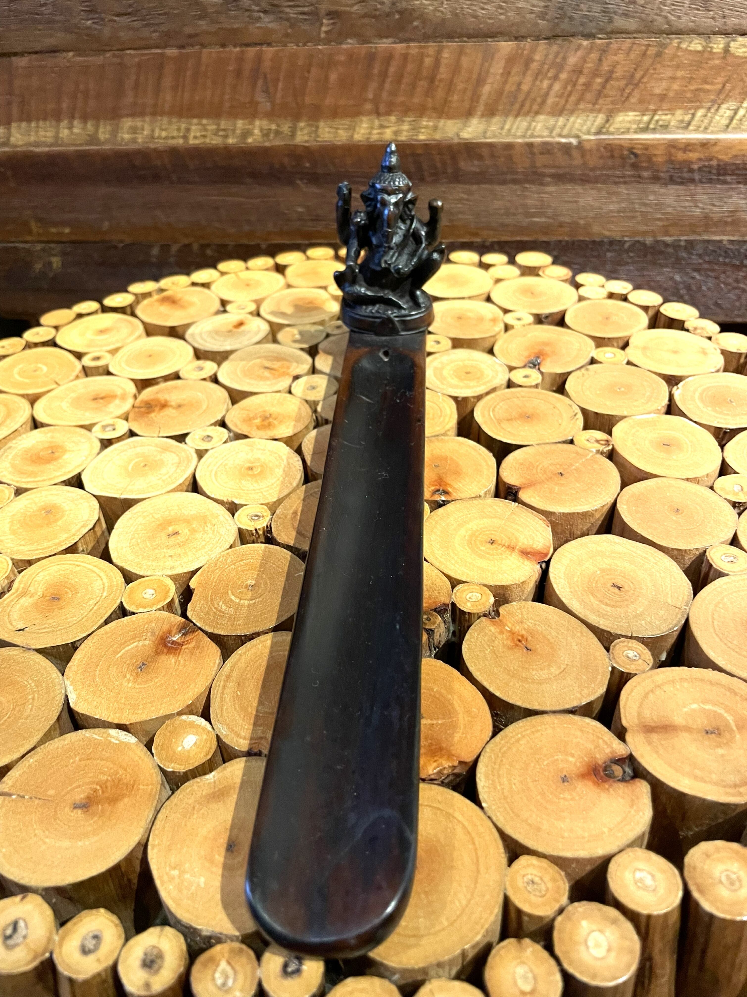 お値下げ　当時物　貴重　アジアン雑貨購入　珍しい石製　像のお香立て　新品未使用 当時物 貴重 アジアン雑貨購入 珍しい石製 像のお香立て 新品未