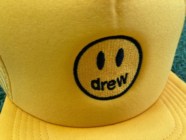 DREW HOUSE MASCOT TRUCKER HAT YELLOW 40KF6954