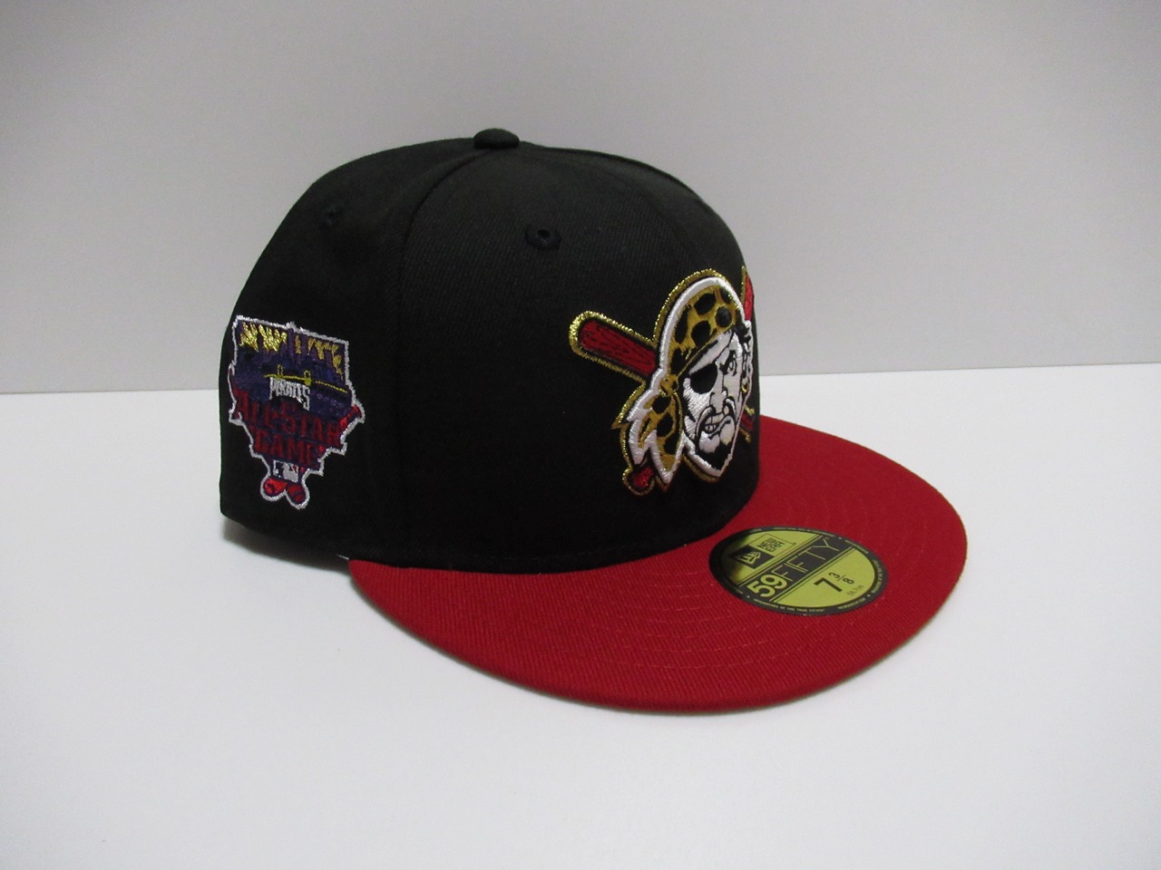 Exclusive NEW ERA 59fifty Pittsburgh Pirates　ピッツバーグ・パイレーツ　BLACK×Red