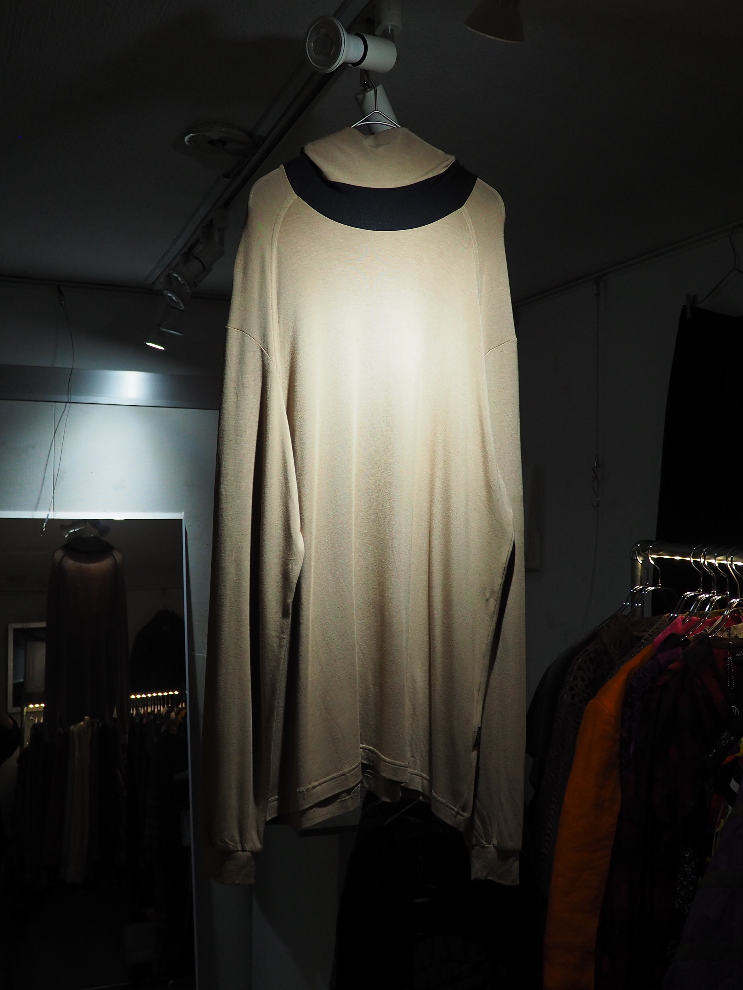 1990s ” TRUSSARDI ” Bi color vintage loose high neck sleeve Tee