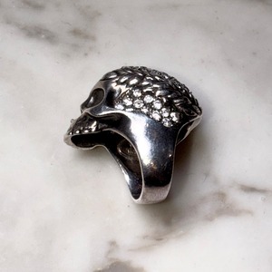 VIVIENNE WESTWOOD heavy gauge silver skull ring