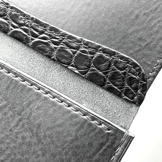 [BLACK INSIDE] ITALIAN CLASSIC PULL UP/トラッカーウォレット