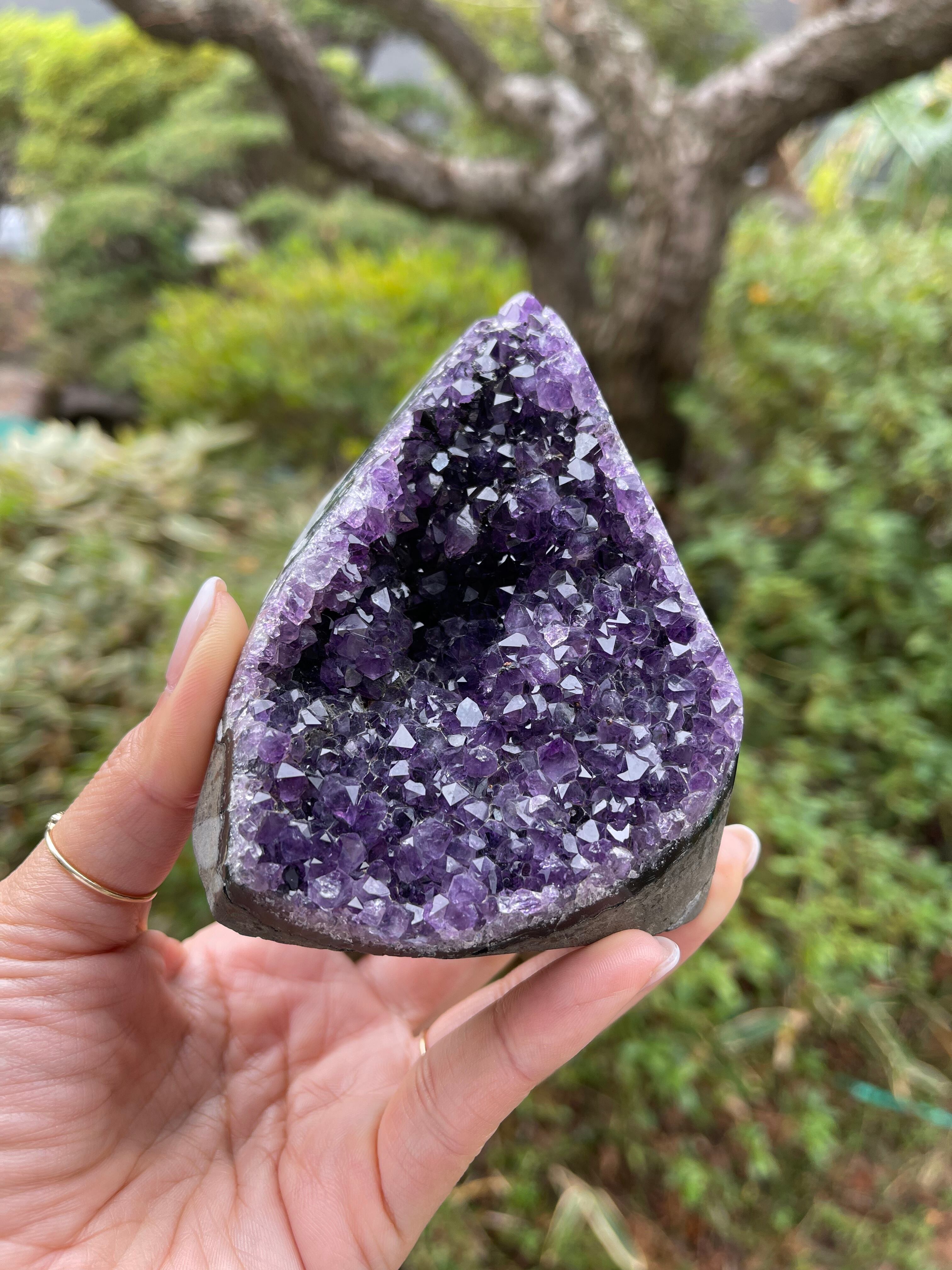 ウルグアイ産　アメシストドーム/ Uruguay Amethyst dome