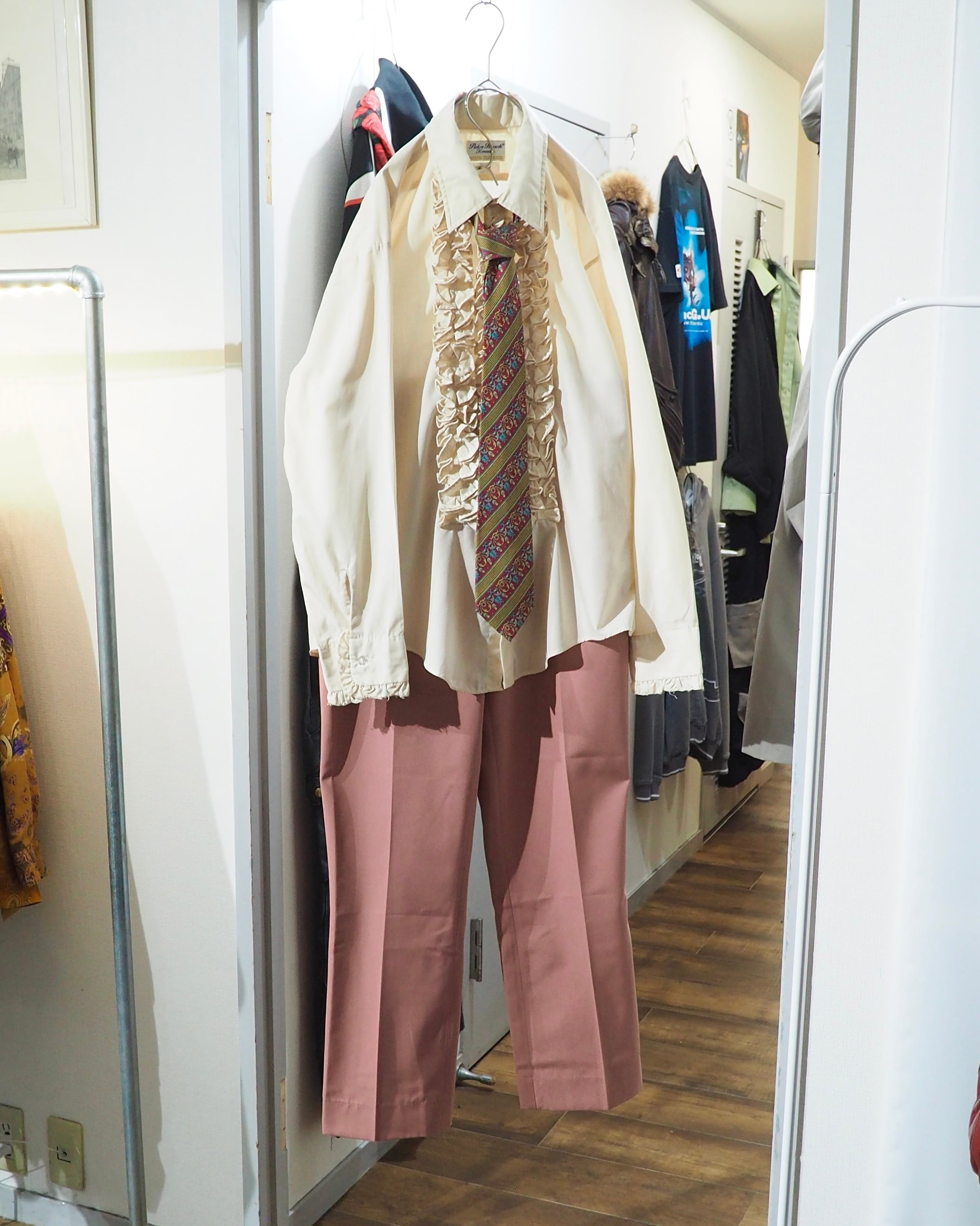 Beautiful Flamingo Pink color vintage Semi - Flare slacks Pants