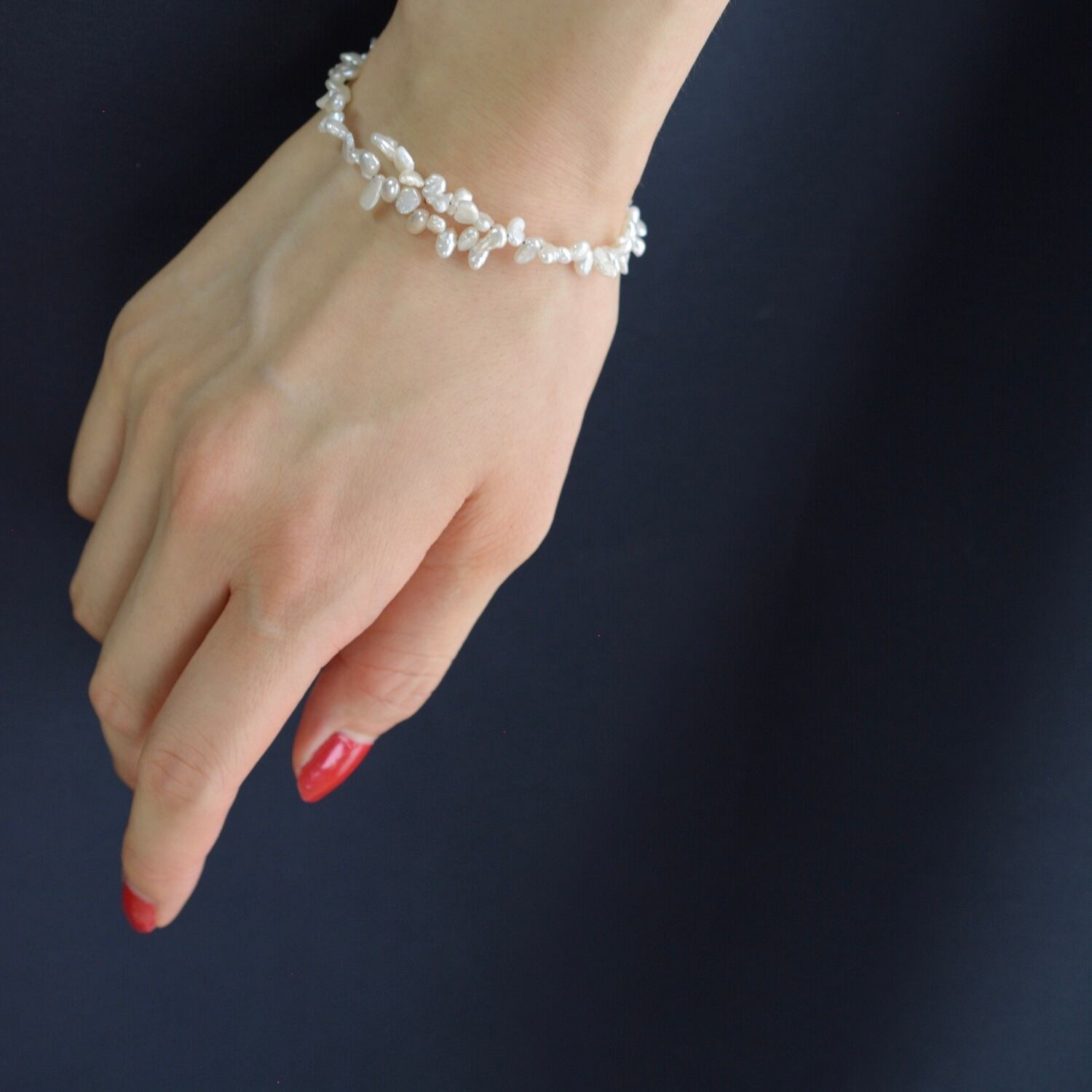 淡水パールワイヤーブレスレット | CoLoA Handmade jewelry