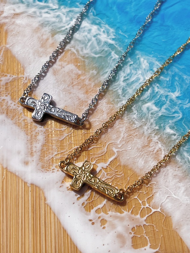 Hawaiian cross necklace