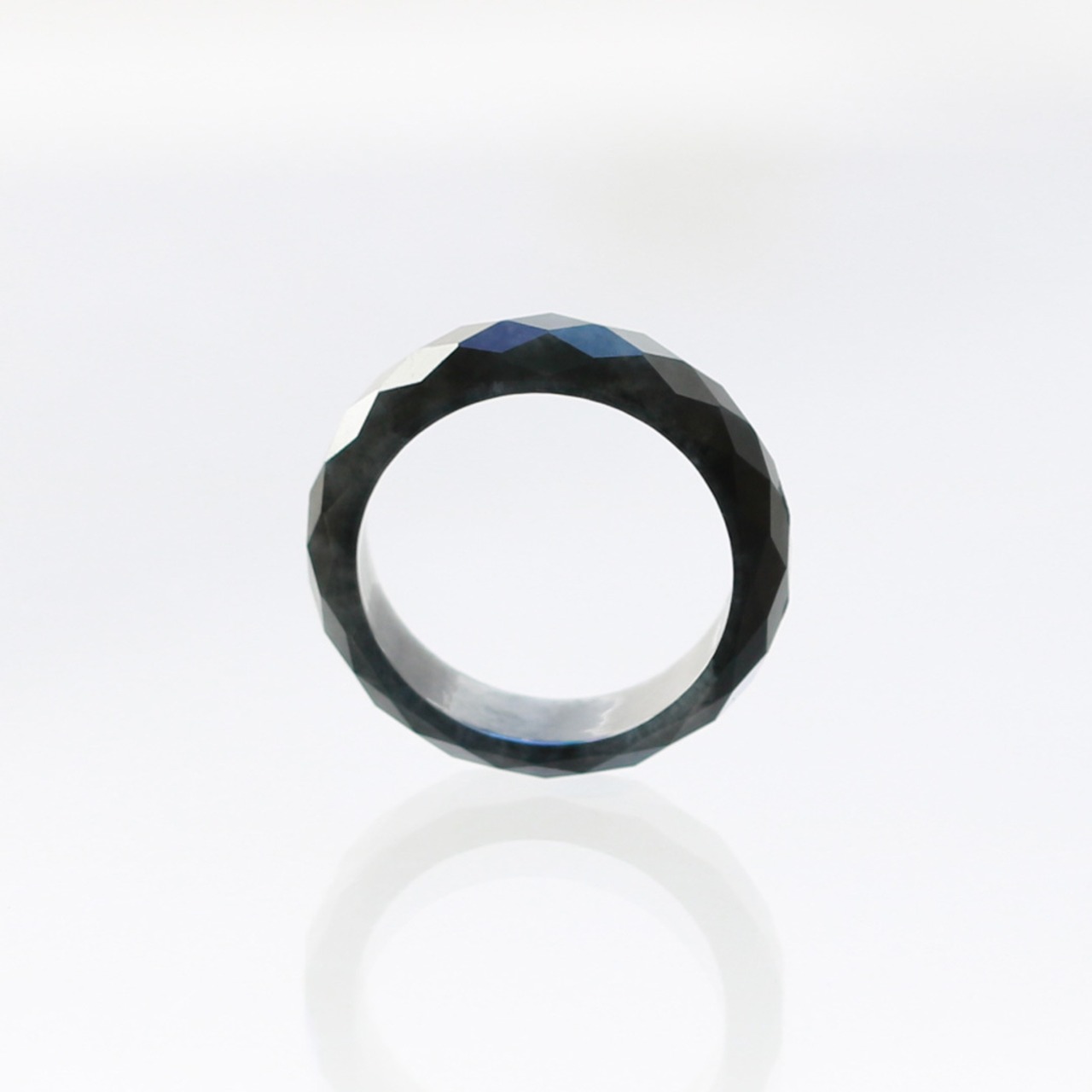 【16号】ブラックのキラメキがカッコいい！黒翡翠甲丸リング black facetcut ring A貨翡翠 jd_rg1080