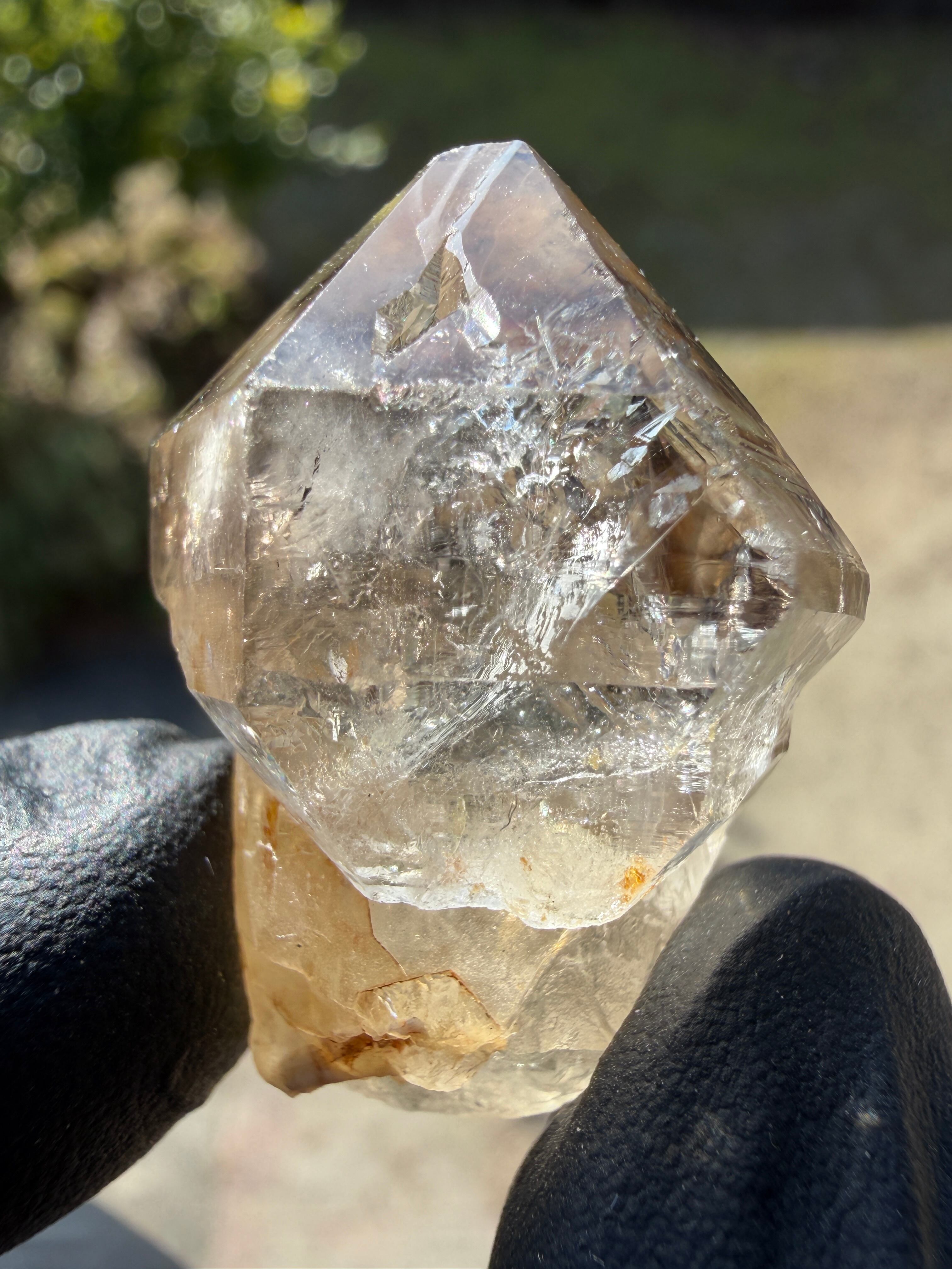 スモーキーガーデンクォーツ ルース (ブラジル産) クリスタル クォーツ