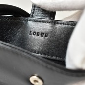 LOEWE ロエベ アナグラム ナッパ レザー ショルダーバッグ ポシェット サコッシュ ブラック