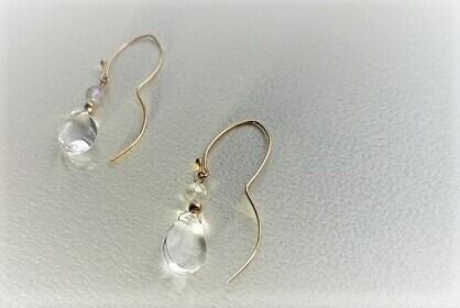 水晶のしずく ピアス (14Kgf)