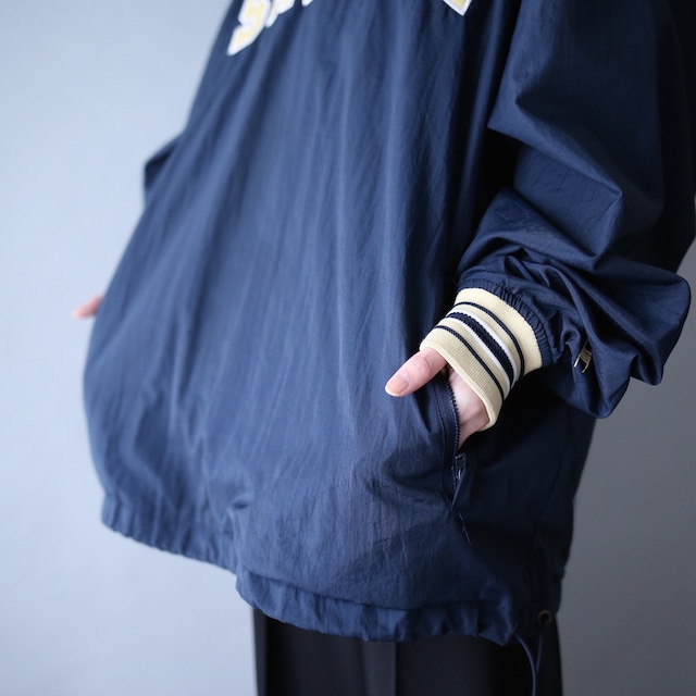 "Champion" bi-color over silhouette  nylon pullover