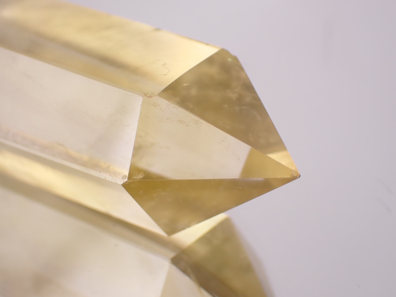 レモンクォーツ　オベリスク/シングルポイント　36.9g　[D2-7]