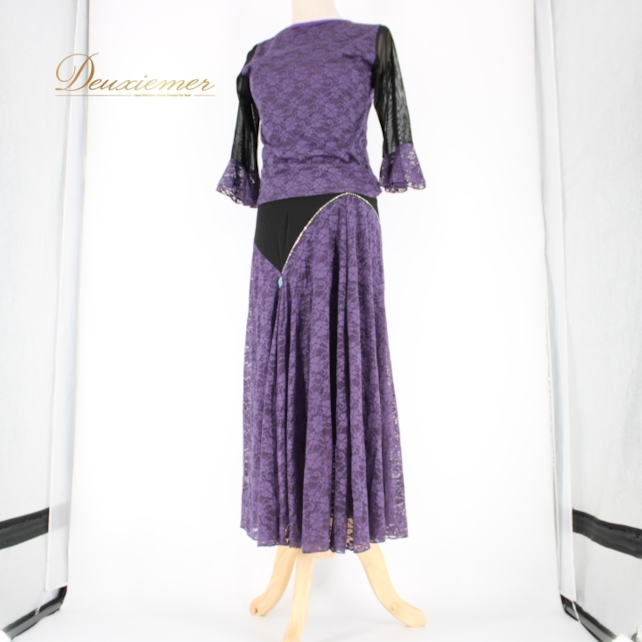 社交ダンス 衣装 スタンダード 上下セット ツーピース レッスンウェア パーティ衣装 黒 紫 ブラック系 パープル系 ラインストーン ビジュー レース 華やか セットアップ 薄手 おしゃれ エレガント 大人用 女性用 伸縮性 ダンスパフォーマンス 衣装セット ウエストゴム 練習用 スカートトップス コーディネート 競技用 パーティー ドレス コスチューム