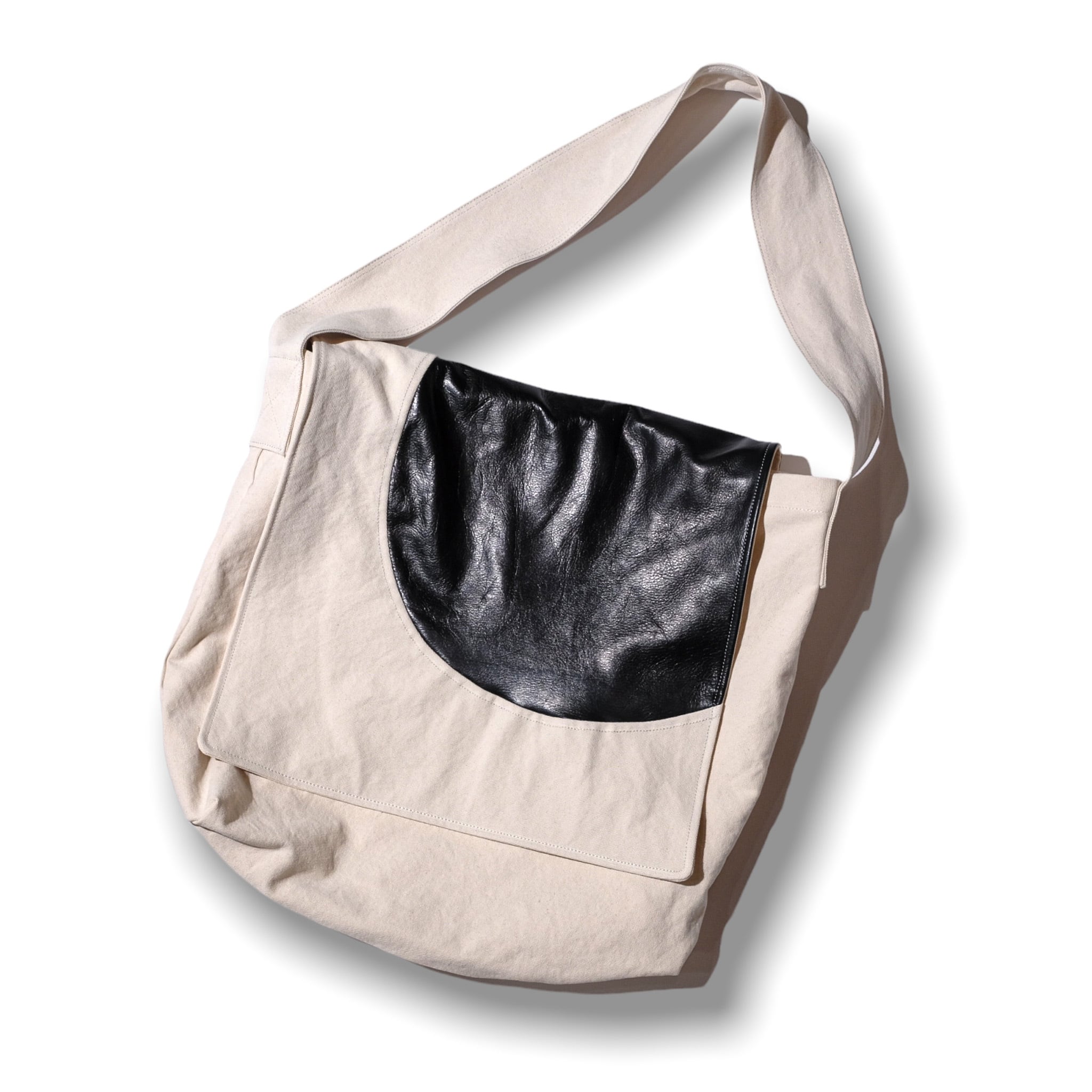 ADAPTART NEWSPAPER BAG ニュースペーパーバッグ renya | www