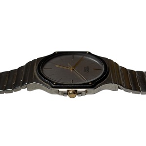 vintage SEIKO quartz watch
