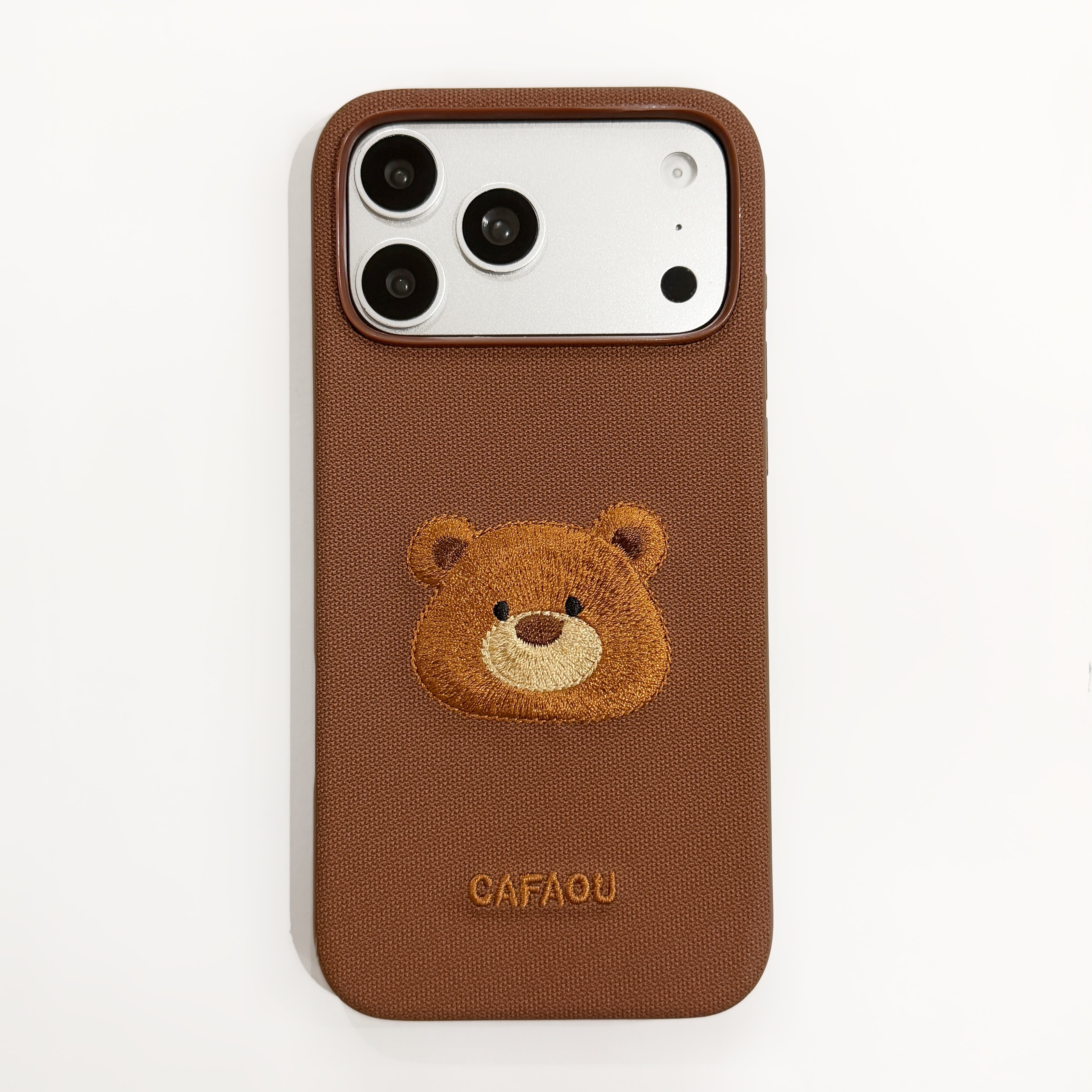 動物 刺繍 iPhone 18 17 16 15 ケース ファブリック 耐衝撃