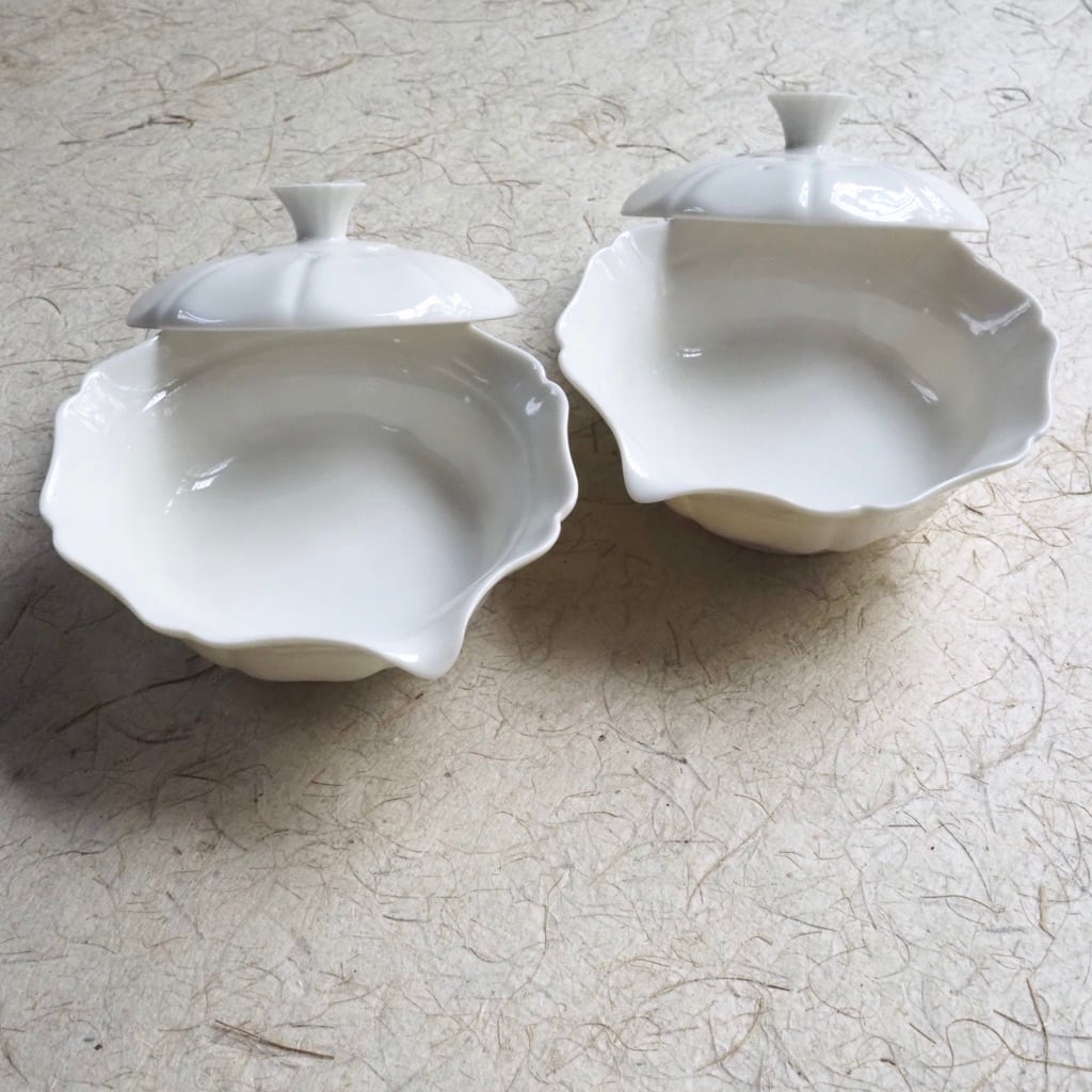 色原 昌希/白磁 八輪宝瓶