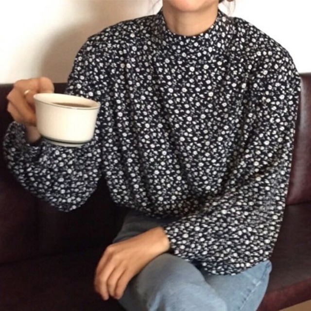 【送料無料】小花柄 ハイネックブラウス レトロ カジュアル