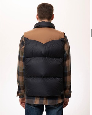 Nudie jeans ヌーディージーンズ 2023秋冬 Kirk Puffer Vest Navy ダウンベスト