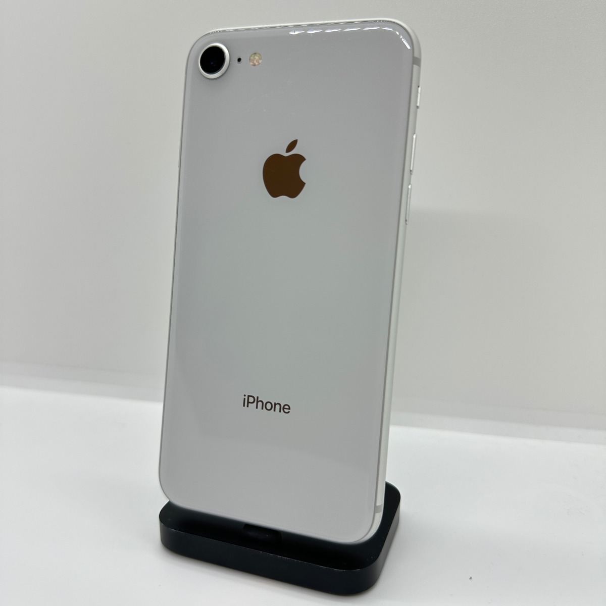 バッテリー・画面新品】iPhone8 64GB【SIMロック解除済み】 | リノスマ