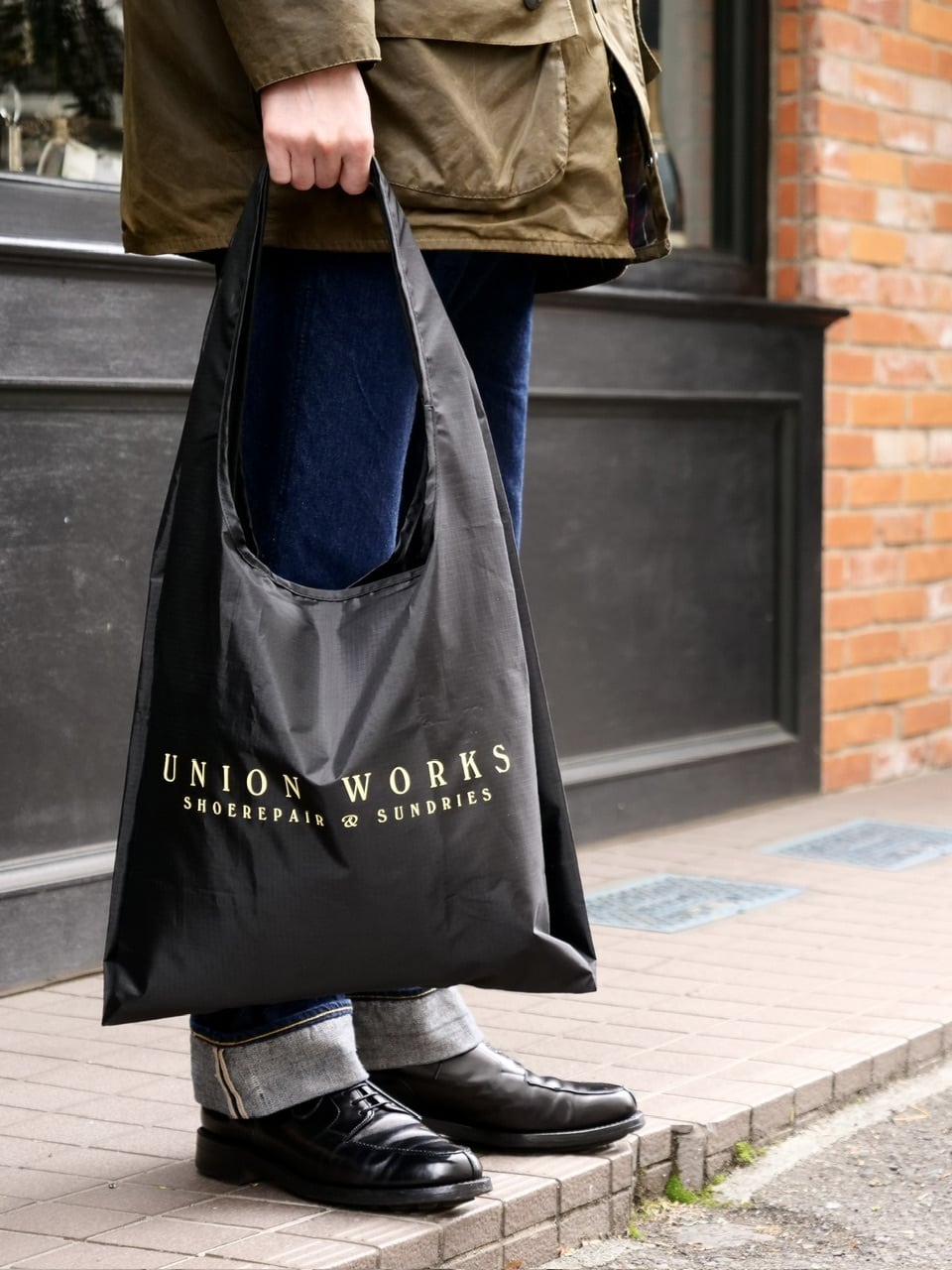 UNION WORKS】 SHOP BAG | UNION WORKS ONLINE STORE