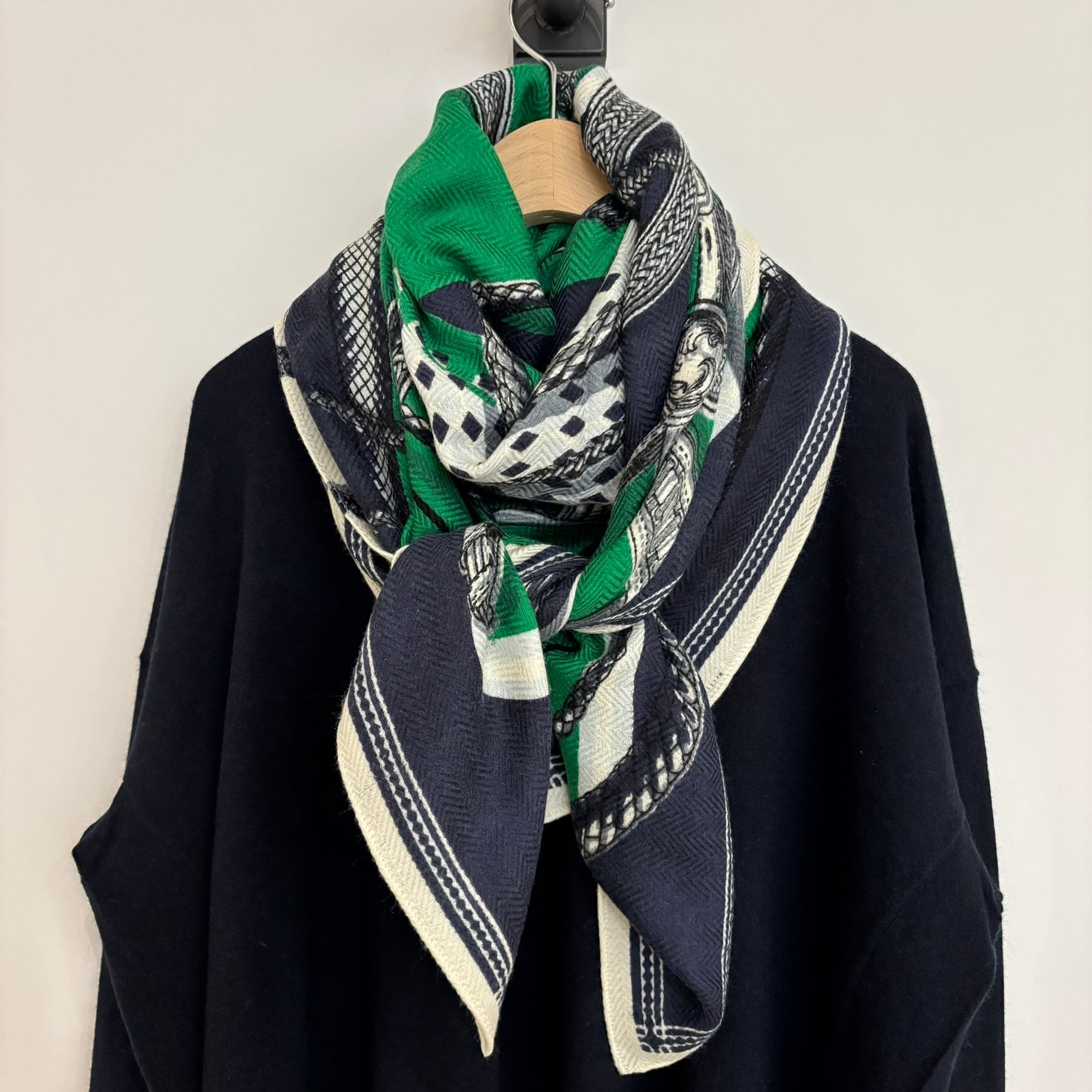 manipuri:4 ウール/シルク ストール (ジョッキー) ヘリンボーン織 120cm × 120cm