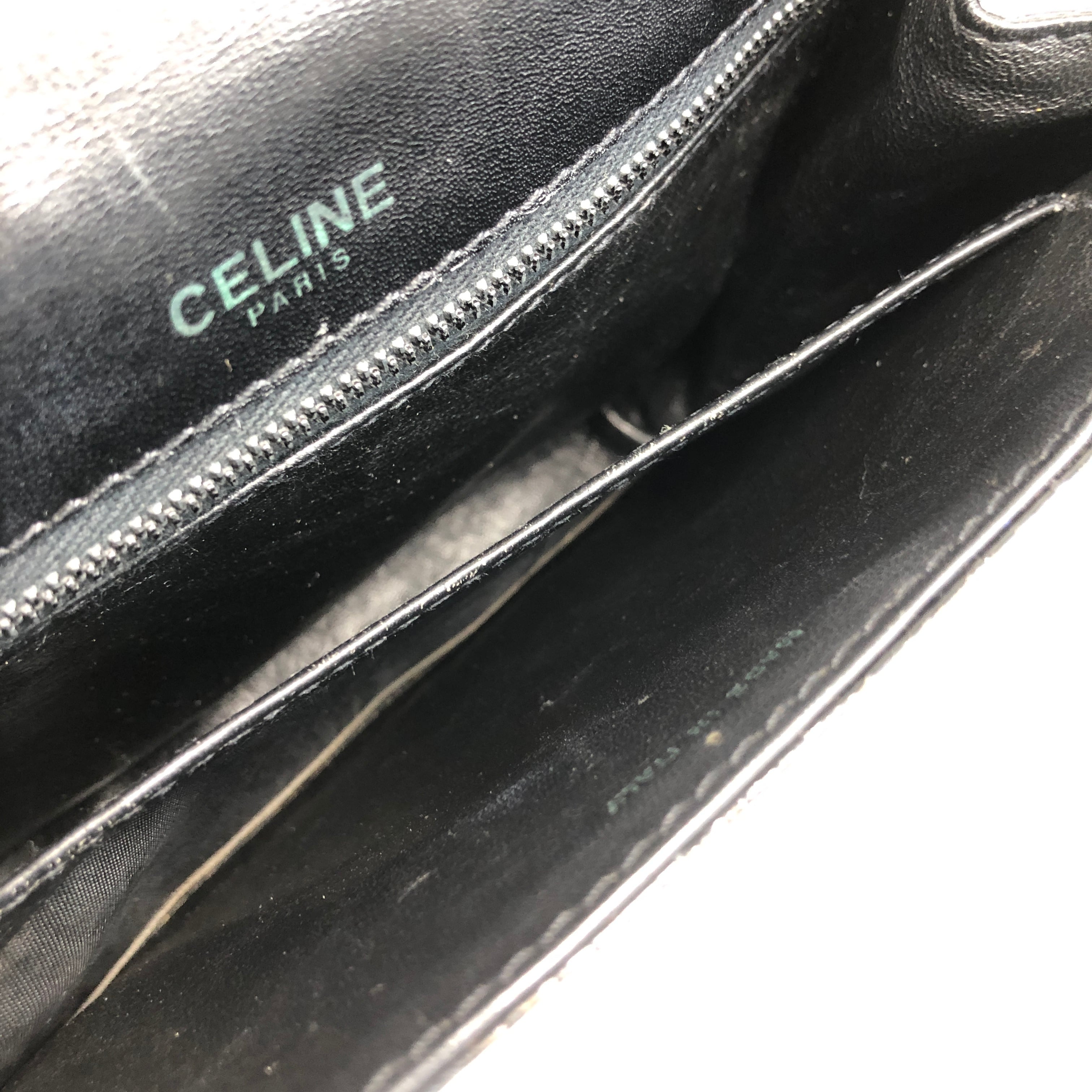 セリーヌ　クロコ　ポシェット セリーヌのショルダーバッグ「クラシック」は、初めてのクロコバッグに