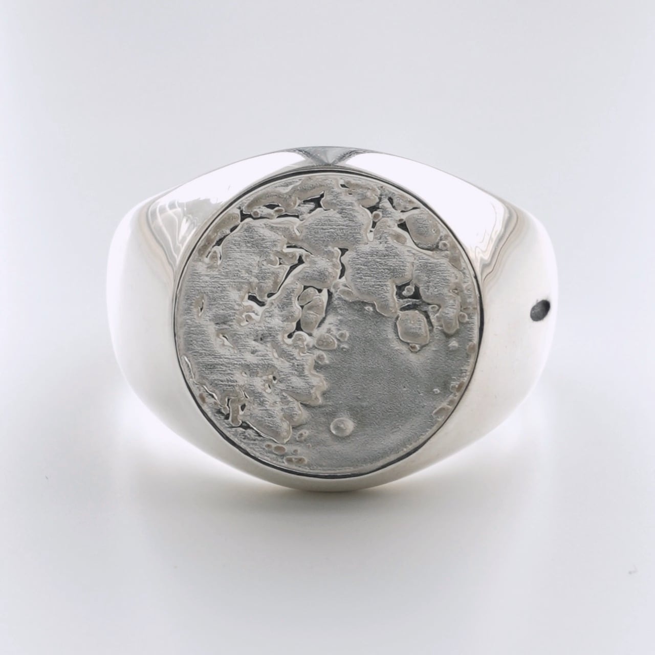004 Moon Surface Ring | LOWD