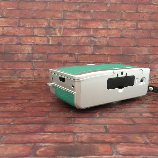 Compact 35mm フィルムカメラ <翡翠グリーン>