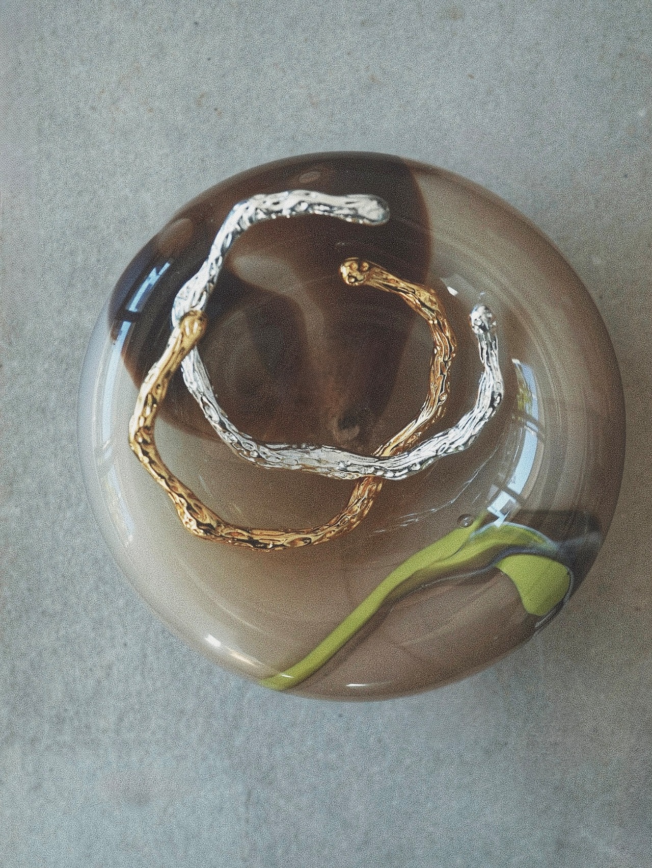 FLOW BANGLE