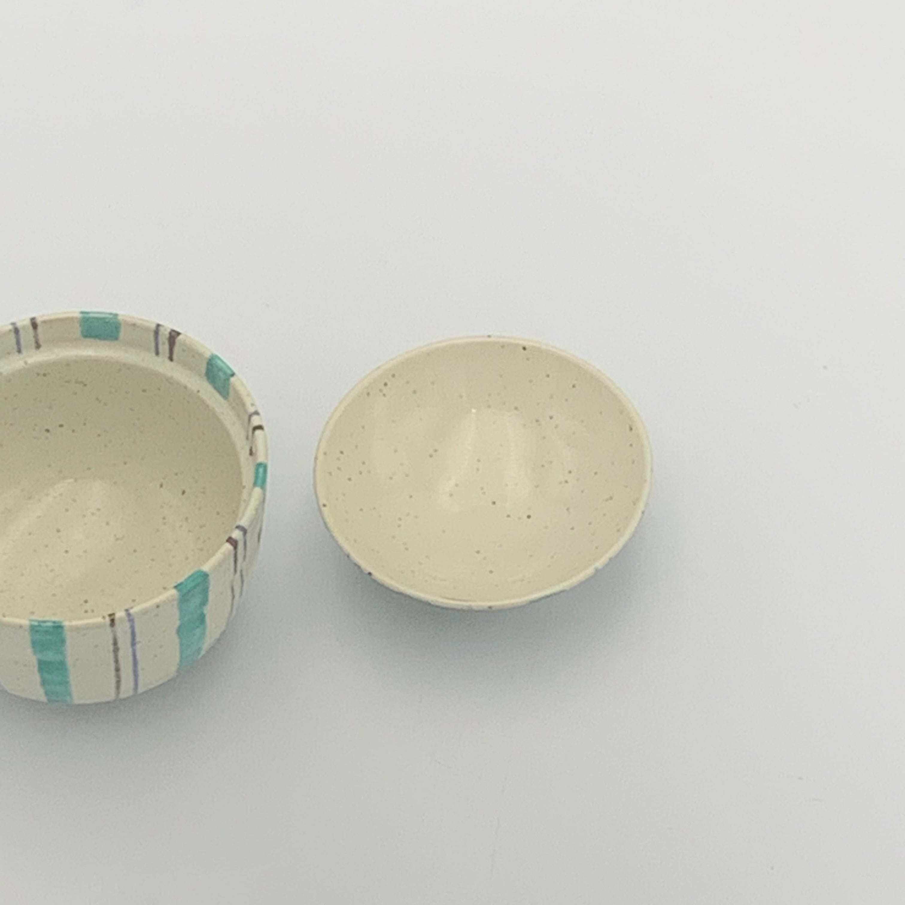 アウトレット品 有田焼 グリーン十草 小蓋物 | 有田焼ショップ まる