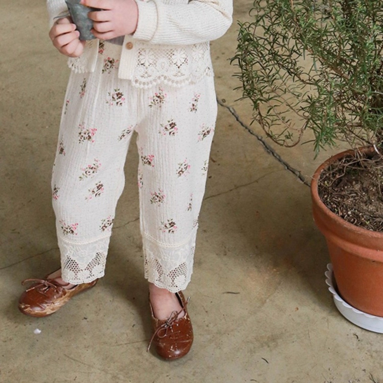 秋小花のレースカジュアルボトムス3色