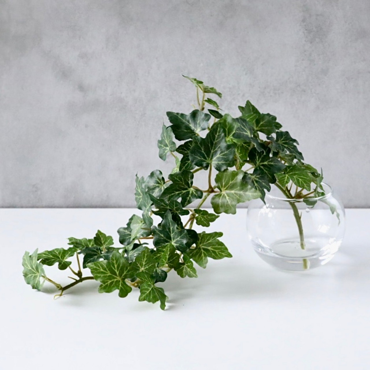 アイビー フェイクグリーン 人工観葉植物 卓上インテリア ガラス花瓶 水やり不要 つる植物 室内 ギフト