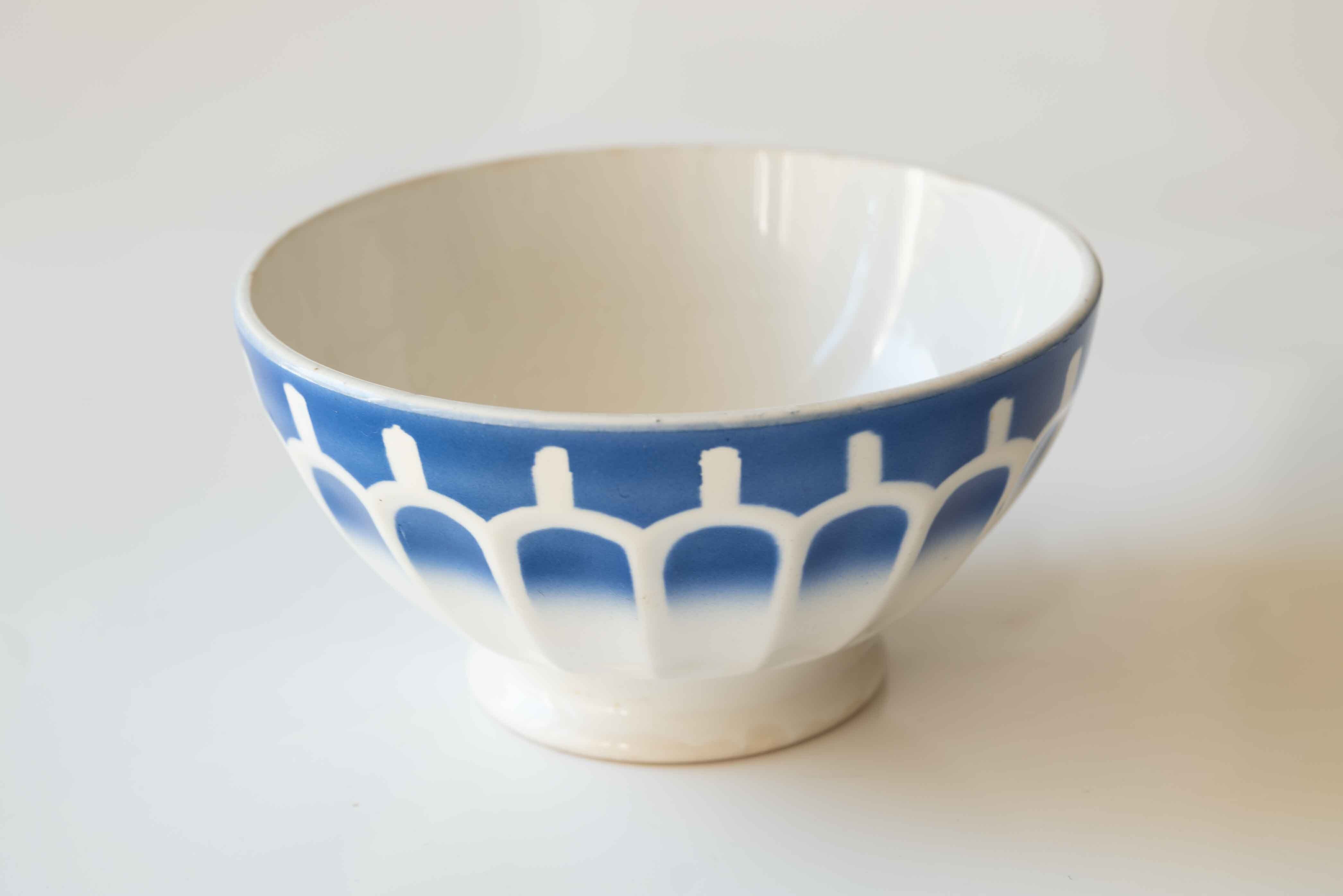 Lunevilleリュネヴィル(刻印なし) ブルーのうろこ柄 おおぶりです。